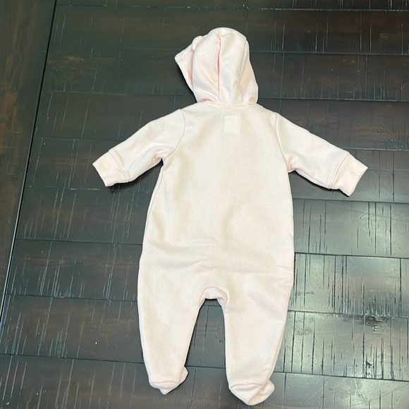 Baby girl 0-3mo and 0-6mo clothes bundle, pants and top set, gap baby one piece - Picture 8 of 12